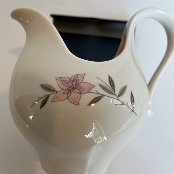 Vintage/Retro Creamer - Taylorton Rose Sachet - Picture 6 of 8